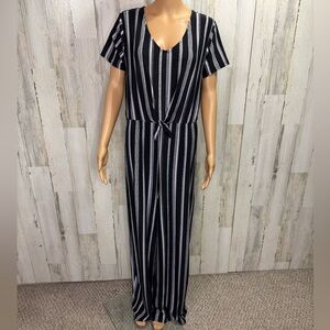 Kristin Nicole Striped‎ V-Neck Jumpsuit